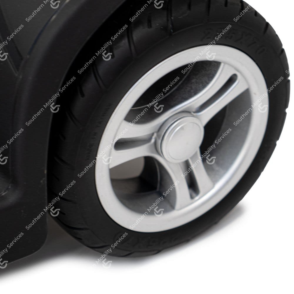 used plum airium portable mobility scooter alloy wheels